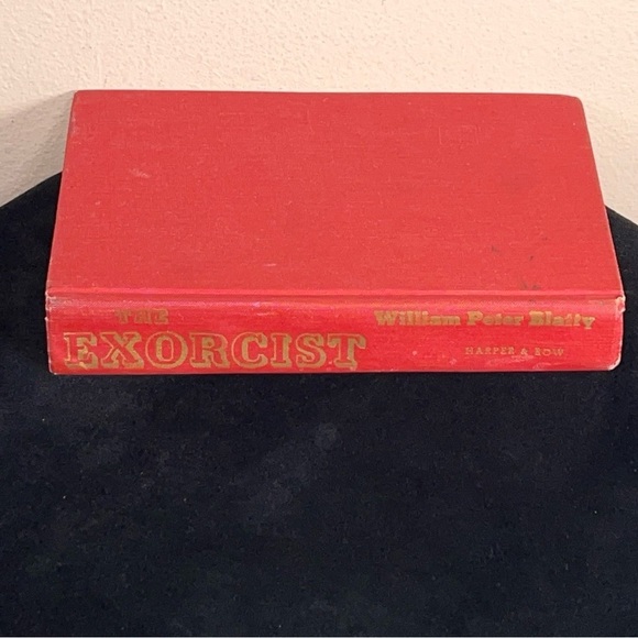 The Exorcist Hardcover Book 1971 Vintage William Peter Blatty No Dust Jacket - Picture 2 of 8